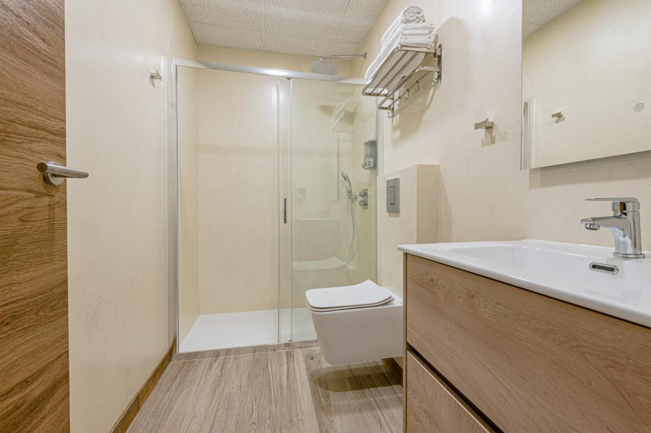 Simone Apartments Madrid Exterior photo